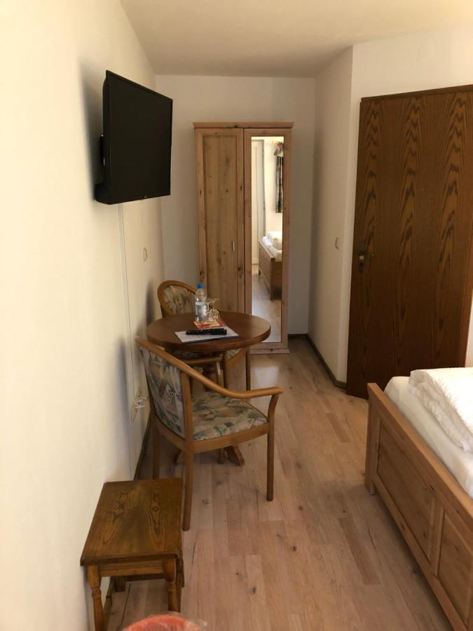 Gasthof Zum Baren Hotel Gernrode  Esterno foto