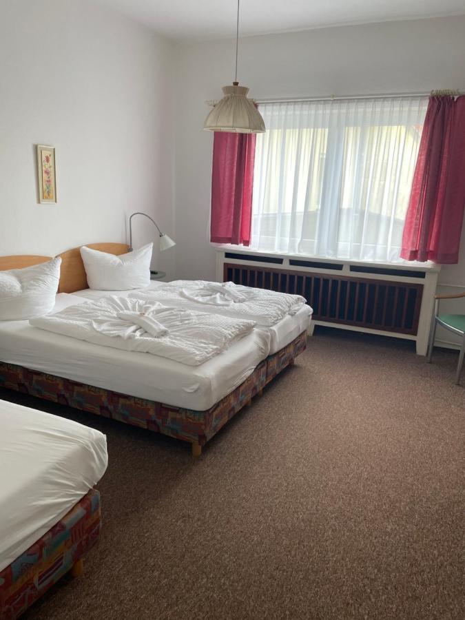 Gasthof Zum Baren Hotel Gernrode  Esterno foto